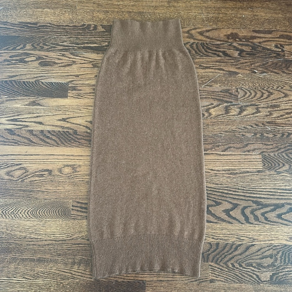The Reset Perfect Pencil Knit Midi Skirt in Cedar Brown Size S - Picture 14 of 15